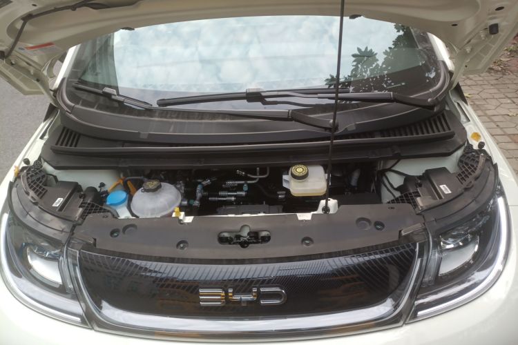 比亚迪 海豚 2025款 420km 自由版机舱底盘24