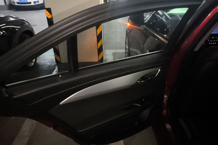 凯迪拉克ATS-L 2016款 28T 时尚型中控内饰7008