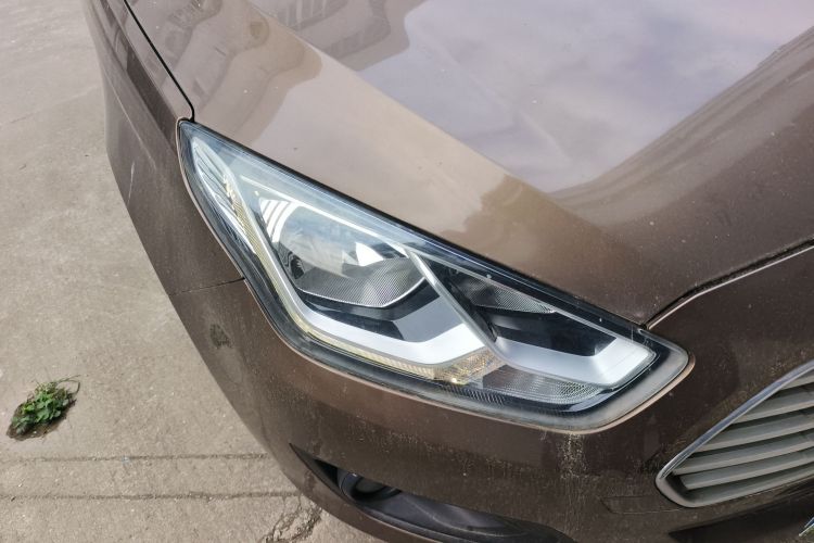 福特 福睿斯 2017款 1.5L 自动舒适型车身外观8