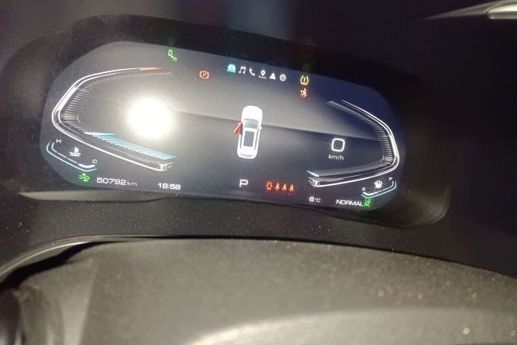 魏牌 VV6 2021款 2.0T 两驱智享+中控内饰14