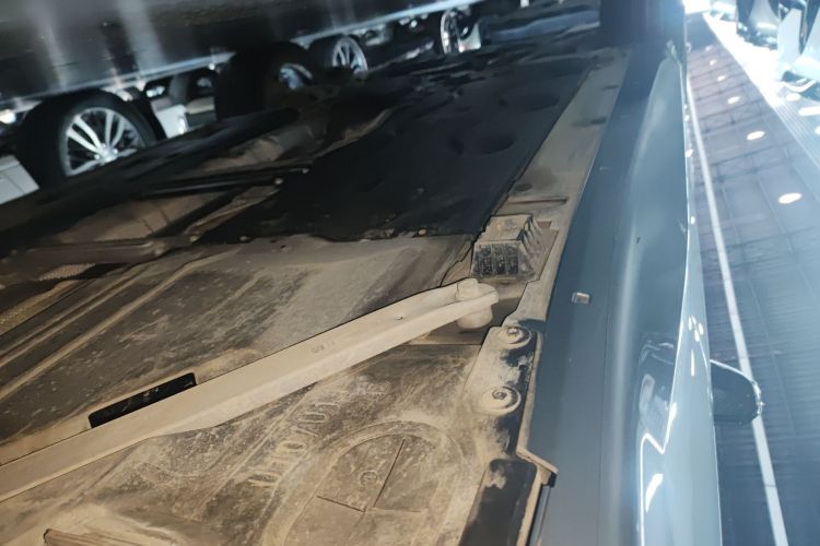 宝马X2(进口) 2024款 sDrive25i M运动套装局部细节9002