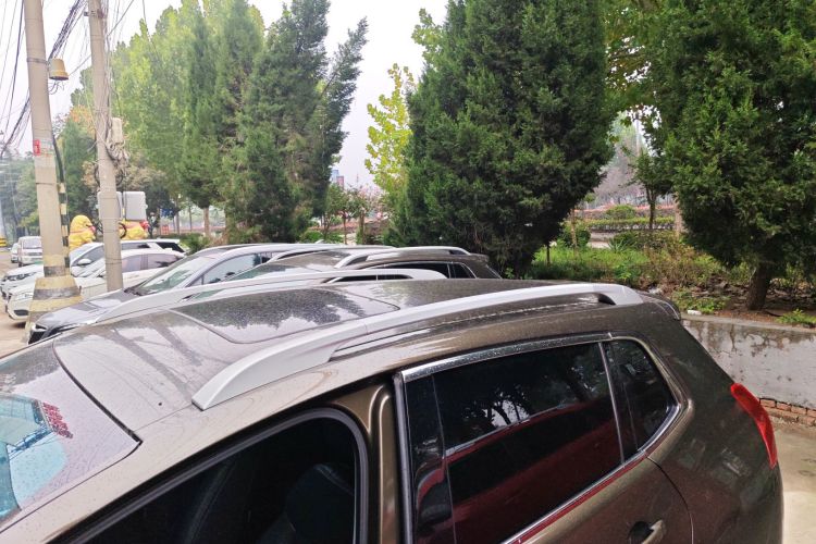 标致3008 2013款 2.0L 自动潮流版局部细节57