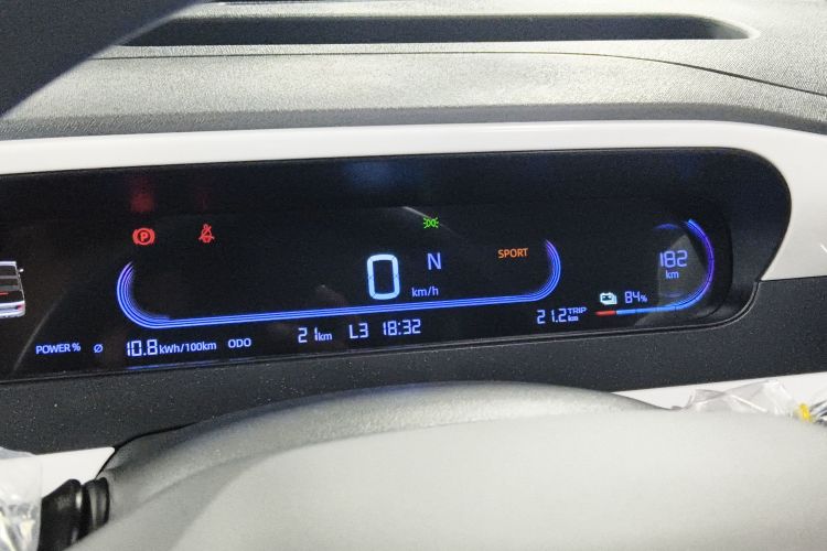 吉利银河 熊猫 2025款 210km 元气熊中控内饰14