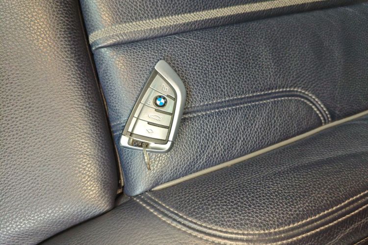 宝马5系(进口) 2020款 525i M运动套装中控内饰11