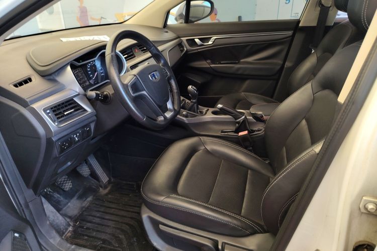 吉利汽车 帝豪GS 2016款 优雅版 1.8L 手动领尚型局部细节19