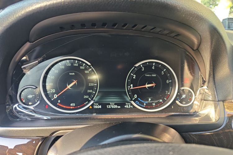 宝马5系 2017款 525Li 领先型中控内饰14