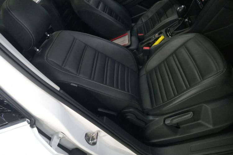 大众 2018款 途安L 280TSI DSG拓界版 7座 国VI局部细节41