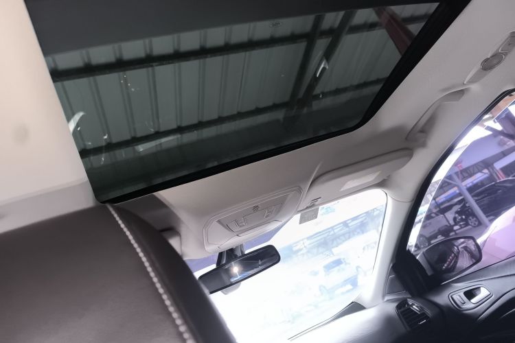 福特 翼虎 2017款 EcoBoost 245 四驱铂翼型中控内饰22