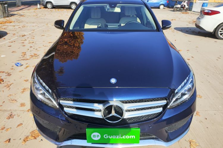 奔驰C级 2016款 C 200 L 运动型车身外观2