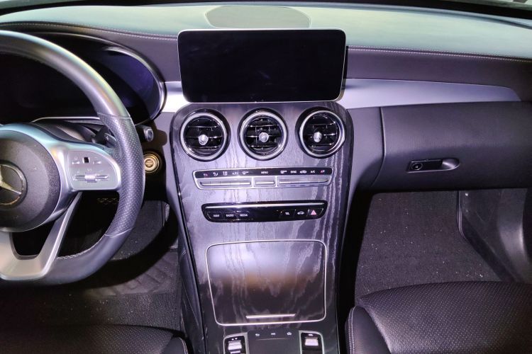 奔驰C级 2020款 改款 C 260 L 运动版局部细节16