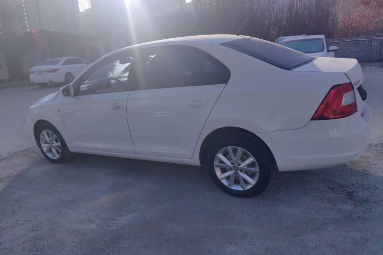 斯柯达 昕锐 2016款 1.4L 手动创行版车身外观4