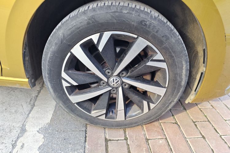 大众 Polo 2019款 Plus 1.5L 自动Beats潮酷版车身外观10