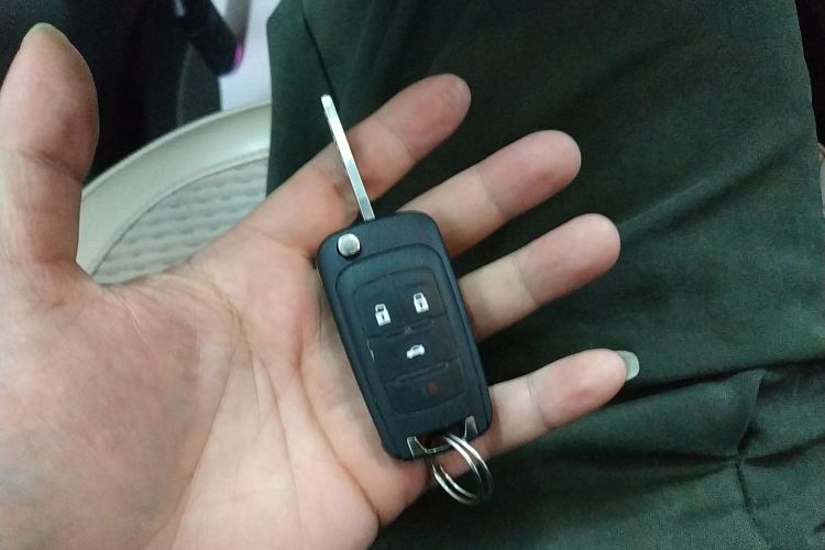 别克 君威 2015款 2.0L 领先时尚型中控内饰11