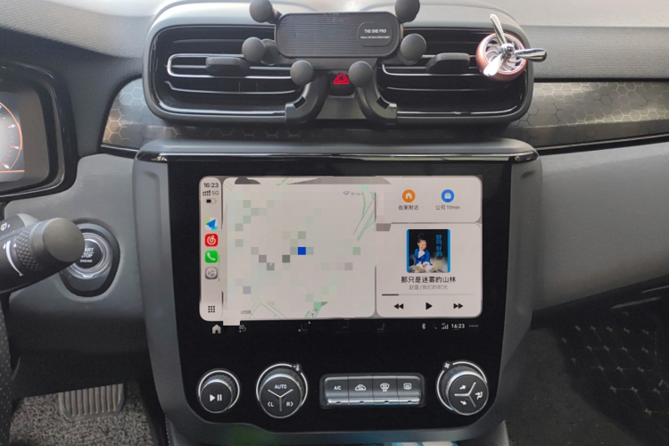 领克03 2021款 2.0TD 自动劲 冠军版中控内饰16