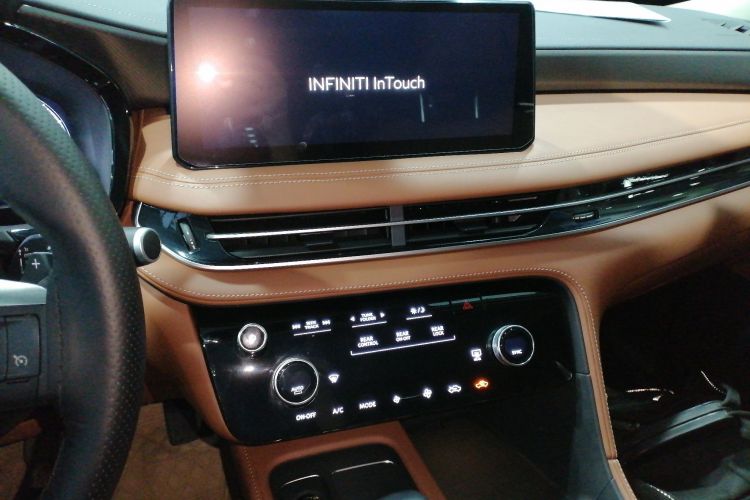 英菲尼迪QX60 2024款 2.0T 悦享版中控内饰16