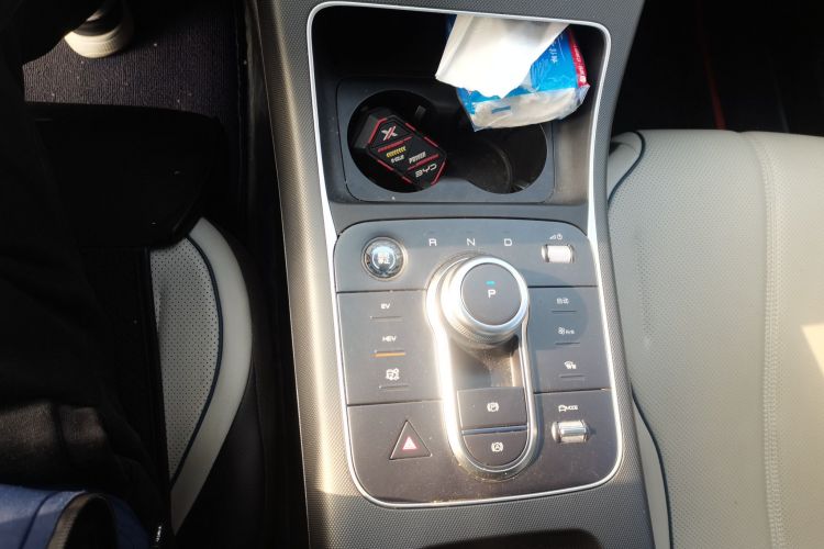 比亚迪 驱逐舰05 2023款 冠军版 DM-i 55KM 豪华型中控内饰18