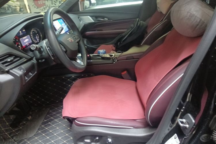 凯迪拉克CT4 2021款 28T 尊贵型中控内饰19