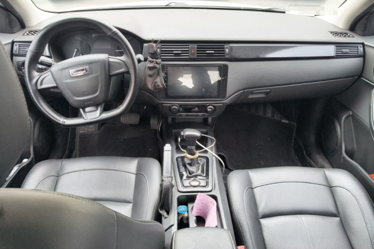 观致3 2018款 三厢 1.6L 自动领先型中控内饰12