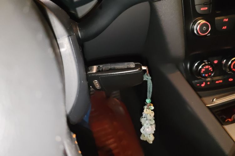 奥迪TT 2010款 TT 2.0TFSI典藏版中控内饰11