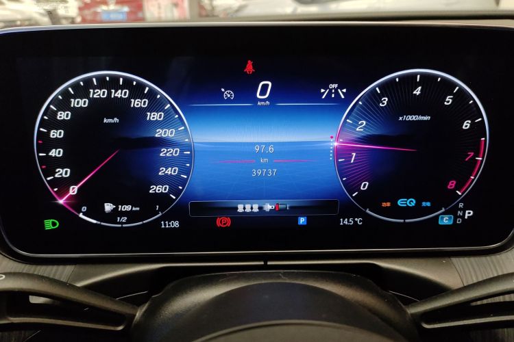 奔驰C级 2022款 改款 C 200 L 运动版中控内饰14