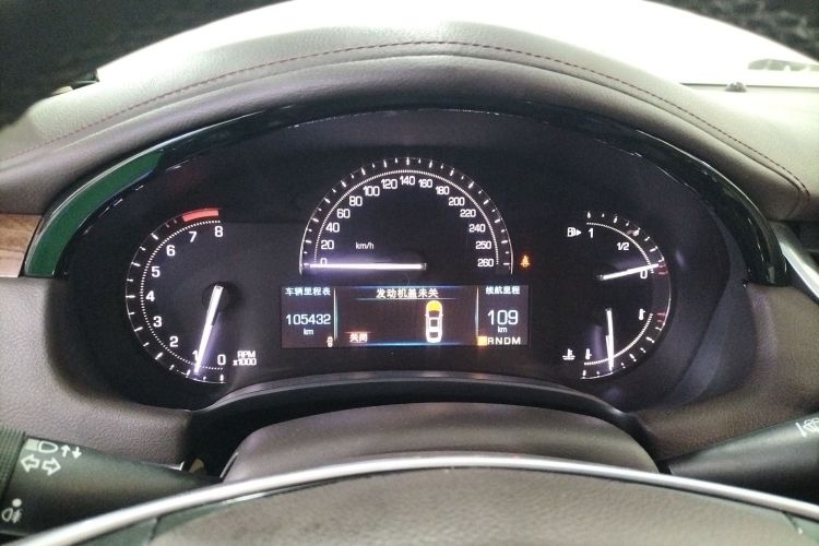 凯迪拉克XTS 2017款 28T 精英型中控内饰14