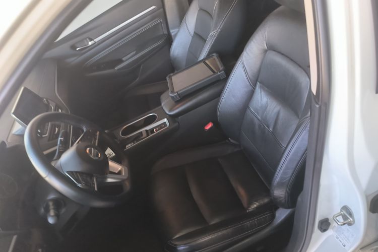 日产 天籁 2019款 2.0T XL Upper 智享版局部细节19