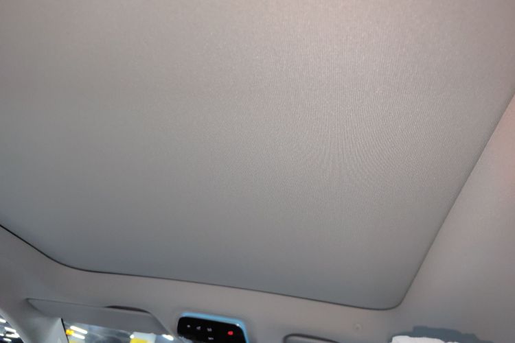 奔驰EQE SUV 2023款 350 4MATIC 先锋版中控内饰22