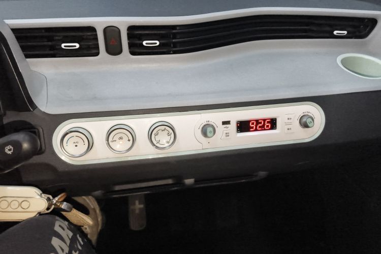 五菱汽车 宏光MINIEV 2022款 马卡龙时尚款 磷酸铁锂局部细节16