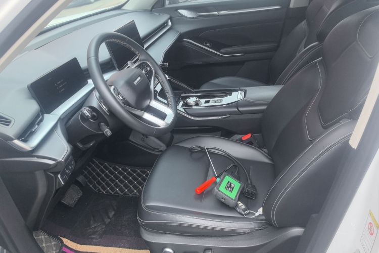 哈弗H6 2021款 第三代 1.5T 自动两驱Supreme中控内饰19