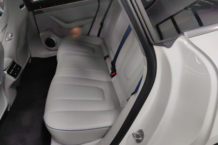 鸿蒙智行 智界S7 2025款 855km Max中控内饰7004