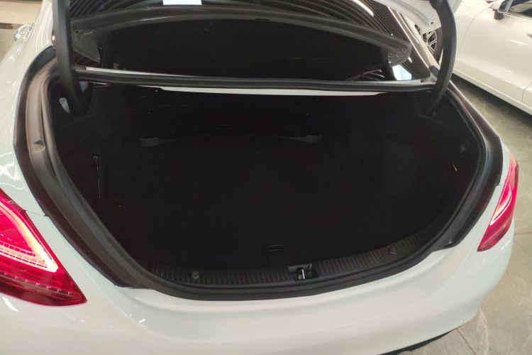 奔驰C级 2021款 C 200 L 时尚型运动版中控内饰23