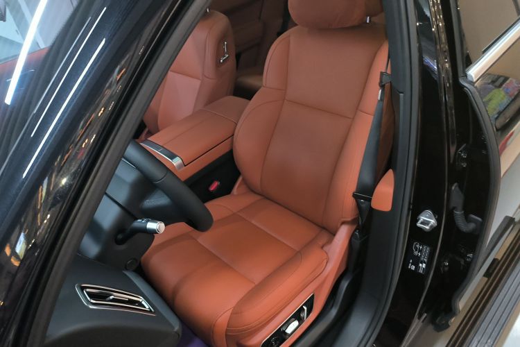 理想汽车 理想L7 2023款 Air中控内饰19