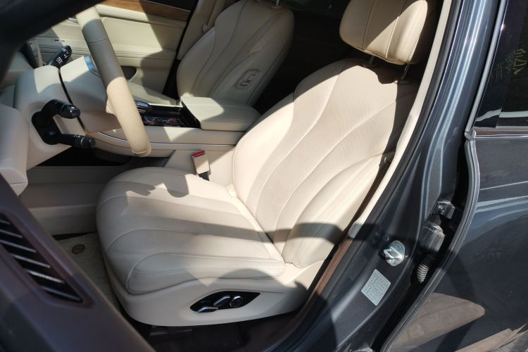 鸿蒙智行 问界M7 2024款 1.5T 后驱Plus版 5座局部细节19