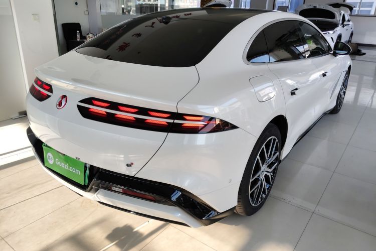 腾势Z9 2024款 630km 四驱Max版车身外观6005