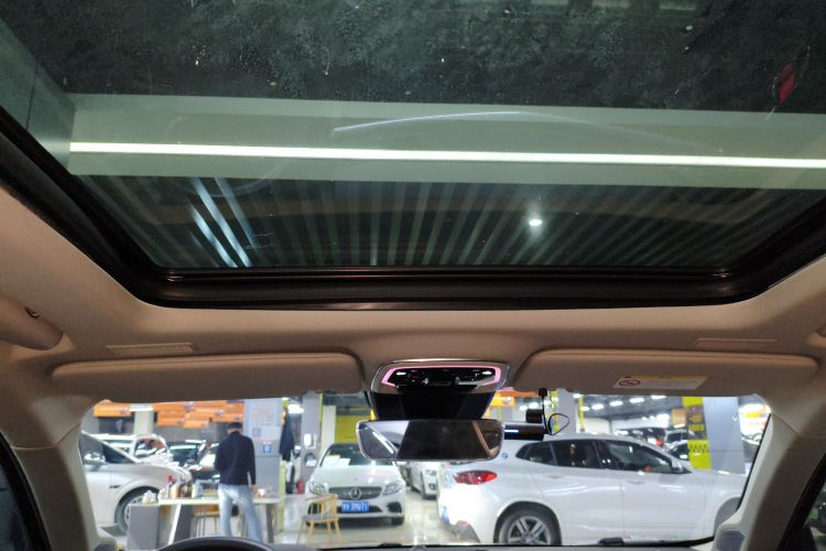 领克01 2021款 2.0TD 两驱型Pro中控内饰22