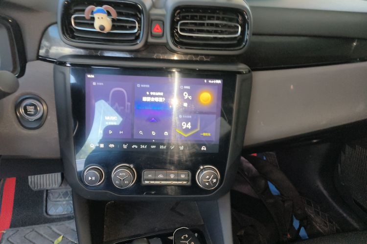 领克03 2022款 1.5TD DCT劲Pro中控内饰16