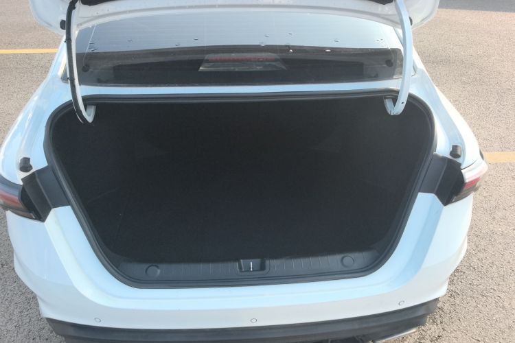 吉利汽车 2024款 缤瑞COOL 1.5T DCT龙腾版局部细节23