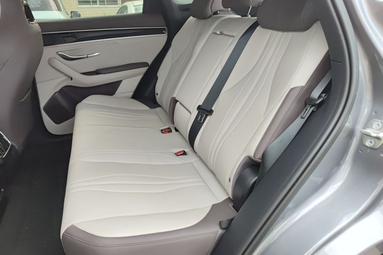 比亚迪 宋PLUS新能源 2025款 EV 智驾版 605km 旗舰型中控内饰21