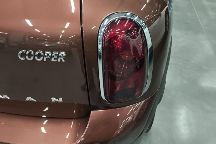 MINI Countryman 2014款 1.6T COOPER ALL4 Fun车身外观9