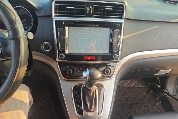 哈弗H6 2015款 运动版 1.5T 自动两驱豪华型中控内饰16