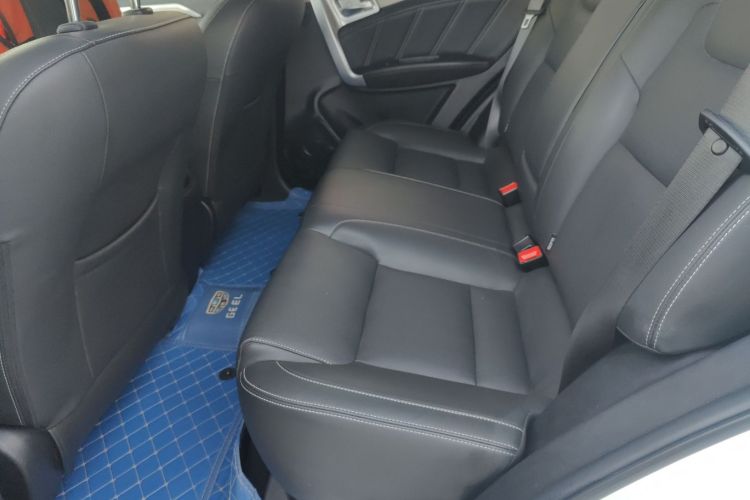 吉利汽车 远景X6 2016款 1.8L 手动尊贵型中控内饰21