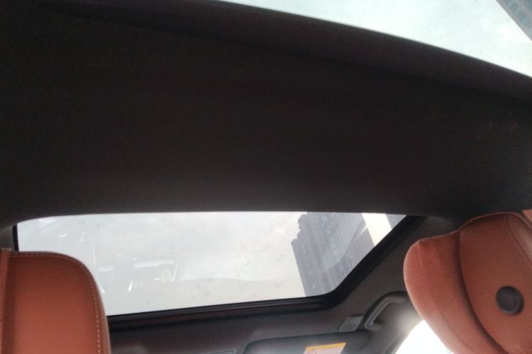 捷豹XEL 2023款 2.0T 250PS R-DYNAMIC S进取运动版中控内饰22