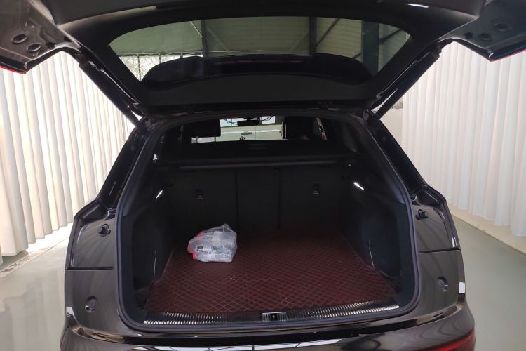 奥迪Q5L 2023款 40T 豪华动感型局部细节23