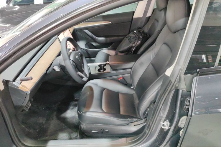 特斯拉 Model 3 2022款 后轮驱动版局部细节19