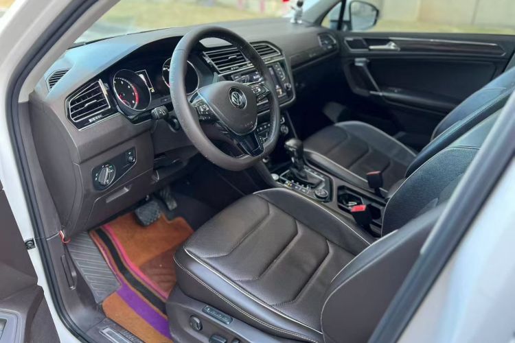 大众 途观L 2018款 380TSI 自动四驱尊崇旗舰版中控内饰19