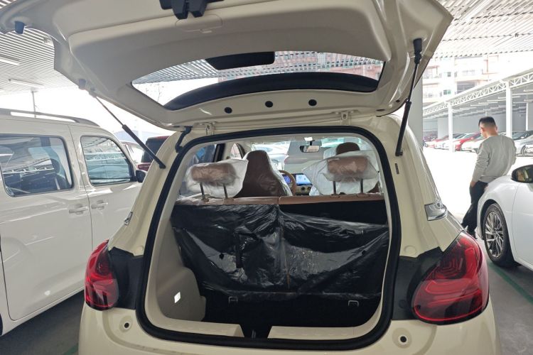 五菱汽车 五菱缤果 2025款 333km 悦享款局部细节23