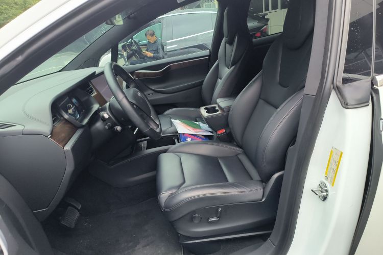 特斯拉 Model X 2019款 长续航版中控内饰19