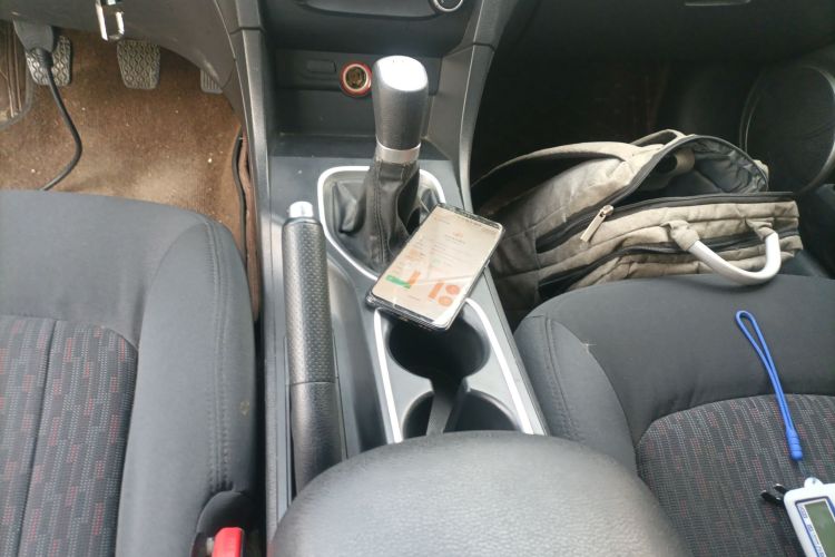 奔腾B50 2016款 1.6L 手动技术型中控内饰18