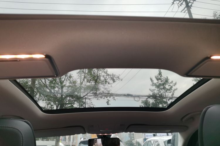 奔驰C级 2021款 C 260 L 运动版局部细节22