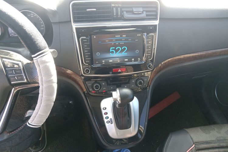 哈弗H6 2014款 运动版 2.4L 自动尊贵型局部细节16